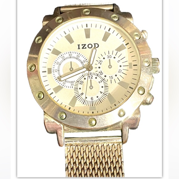 Vintage IZOD Watch - Picture 2 of 13
